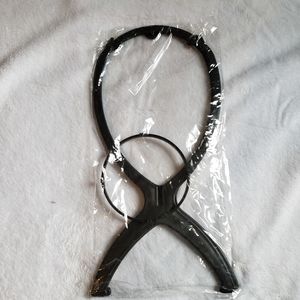 Wig holder